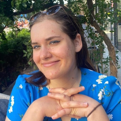 Sena Yildiz headshot.